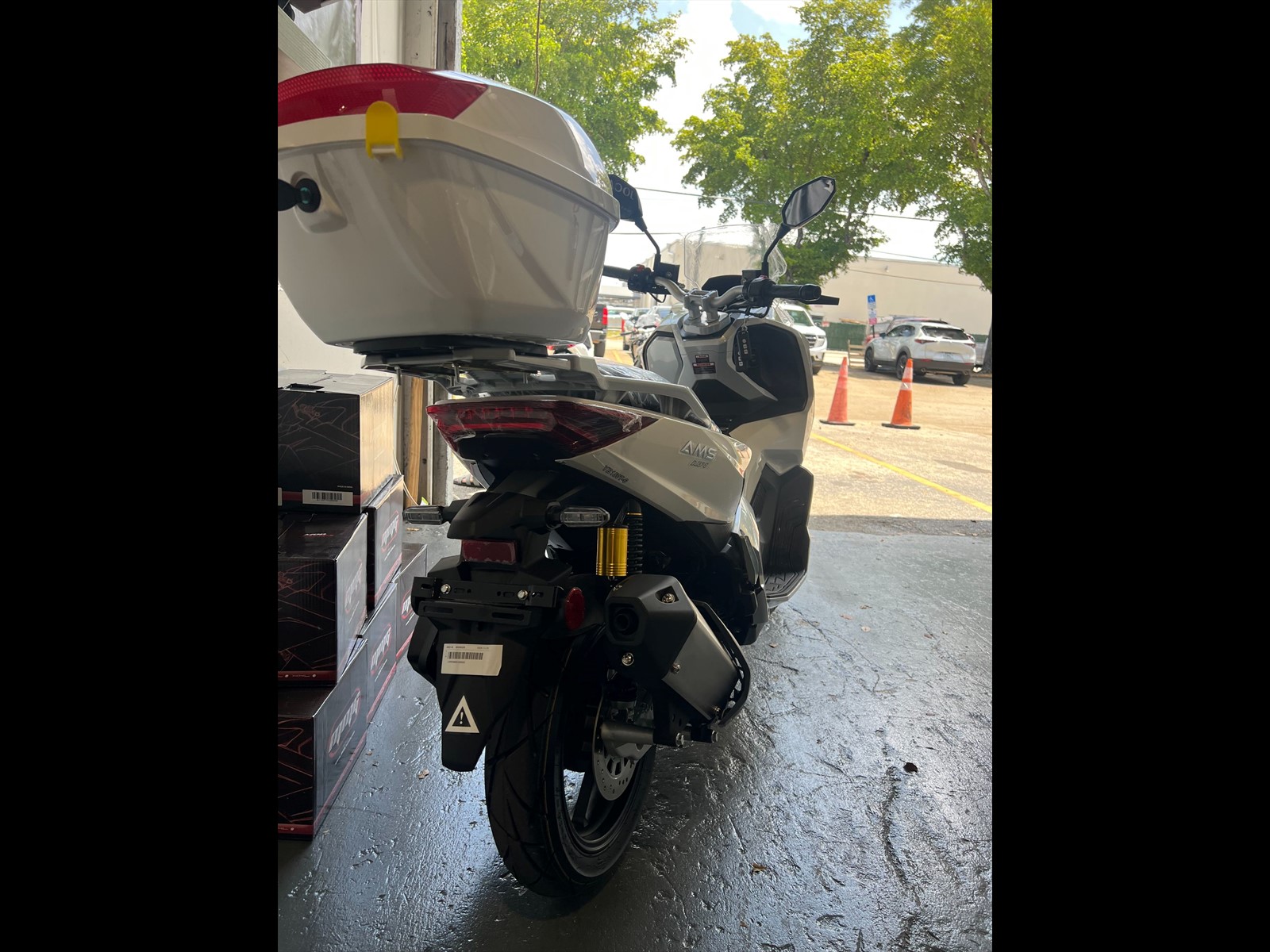 2025 AMS ADV MAX in HIALEAH, FL