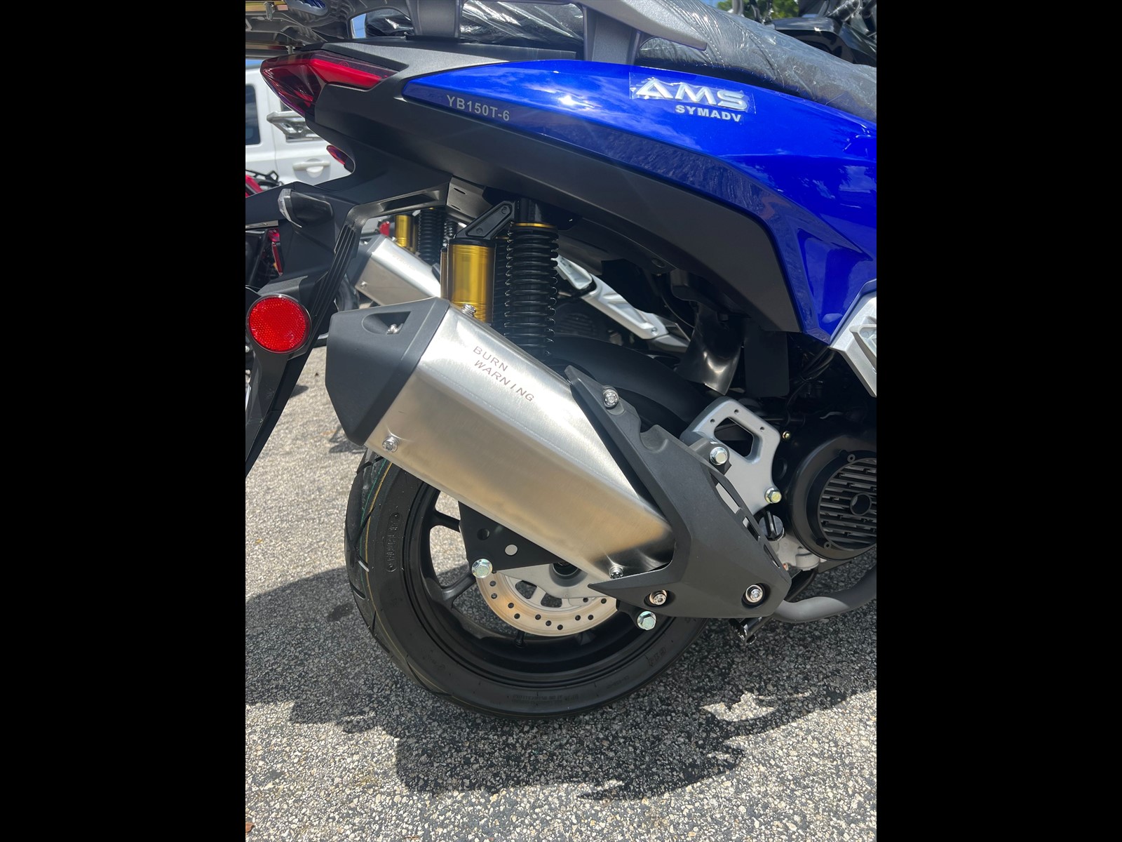 2025 AMS ADV  in HIALEAH, FL