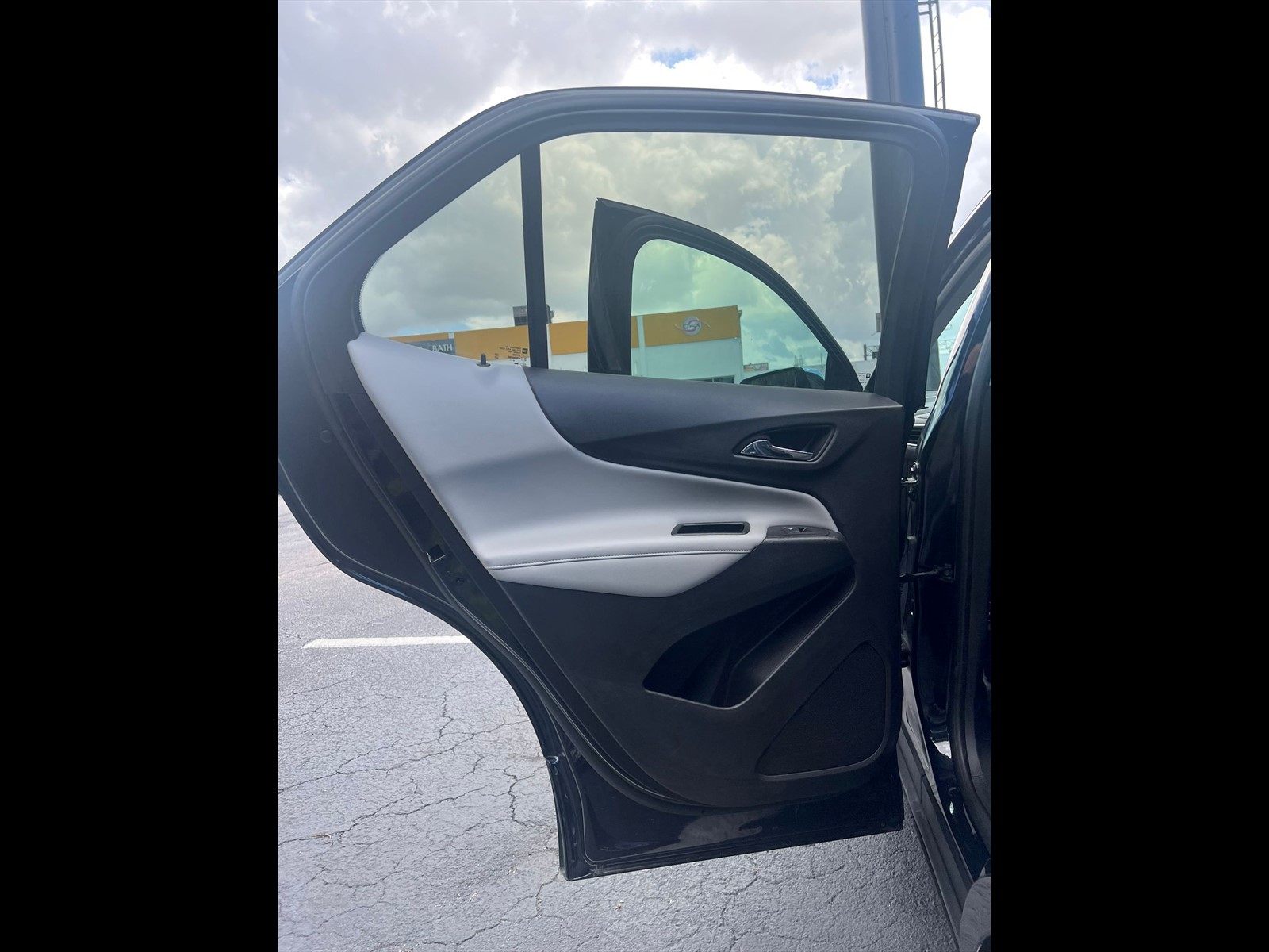 2021 Chevrolet EQUINOX in HIALEAH, FL