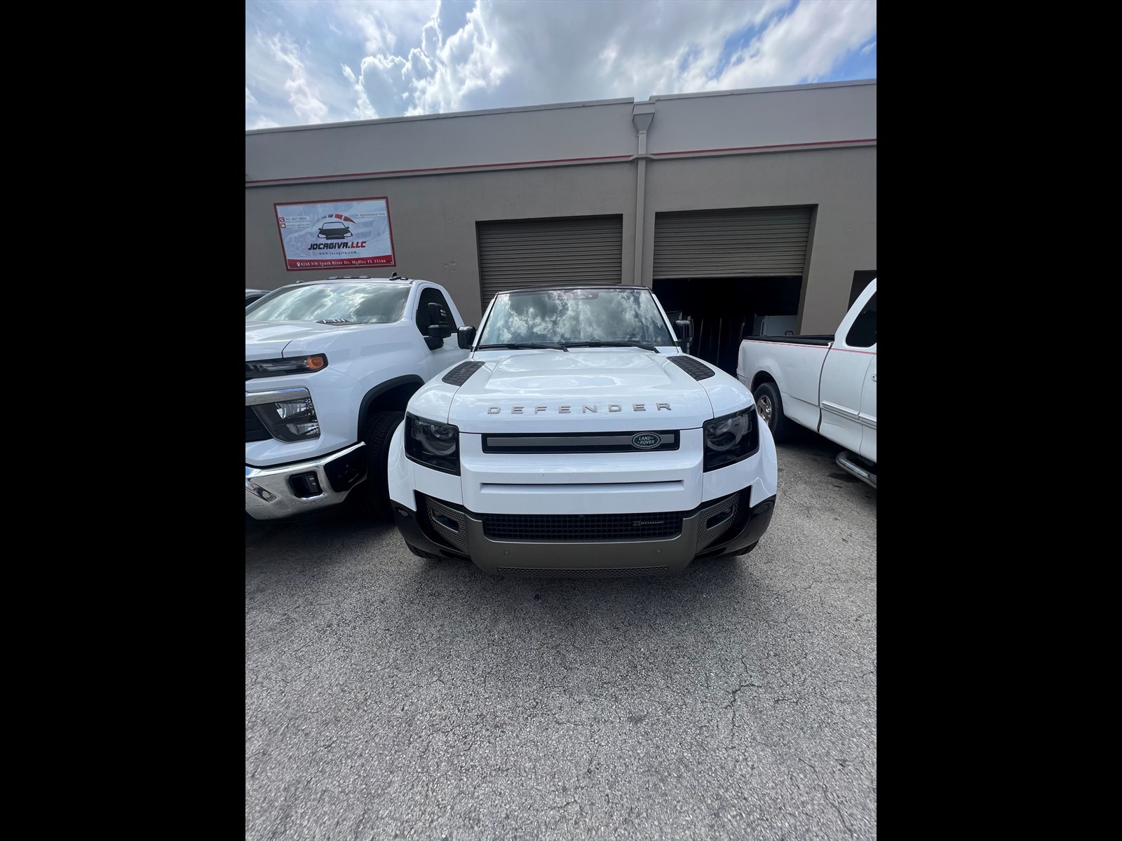 2023 Land Rover Defender in HIALEAH, FL