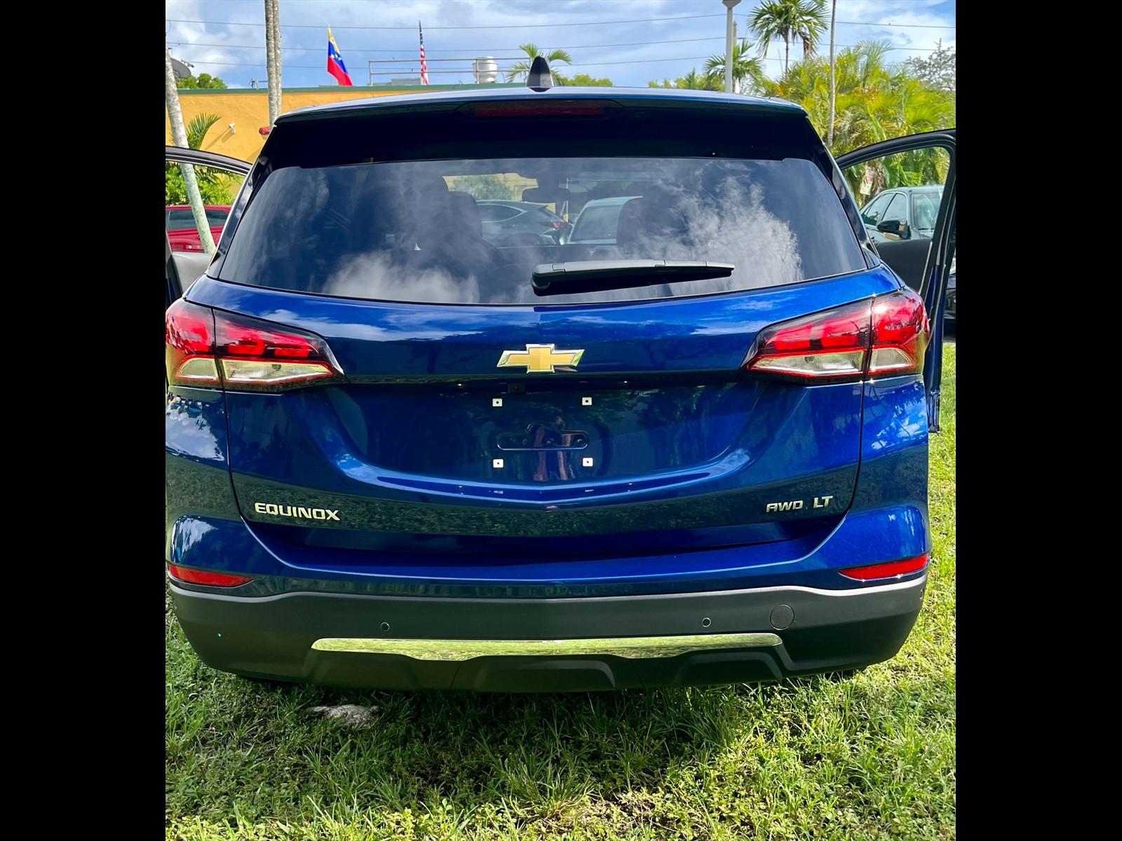 2023 Chevrolet Equinox in HIALEAH, FL